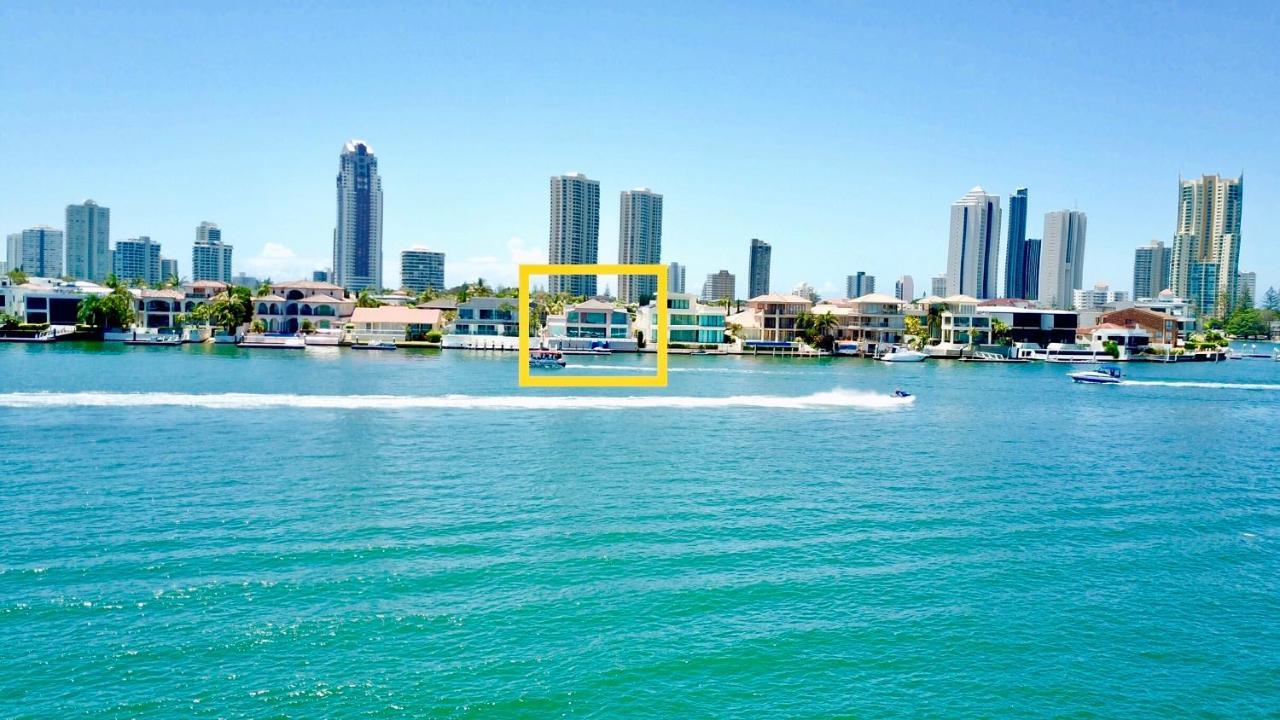 Holiday home 5 Million Dollar Surfers Paradise Dream Mansion *