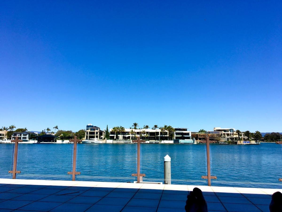Holiday home 5 Million Dollar Surfers Paradise Dream Mansion